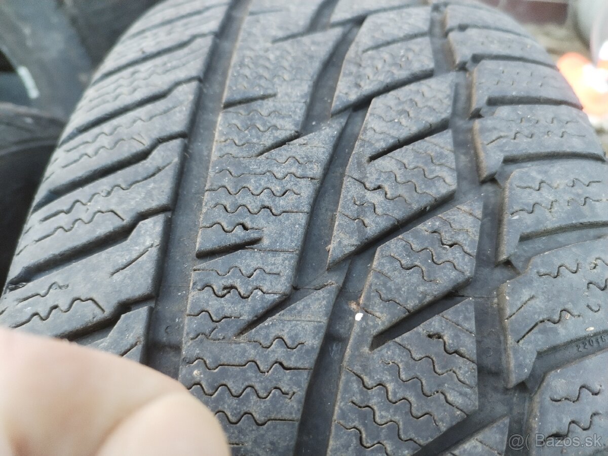 Predám r16 55/205 - 2