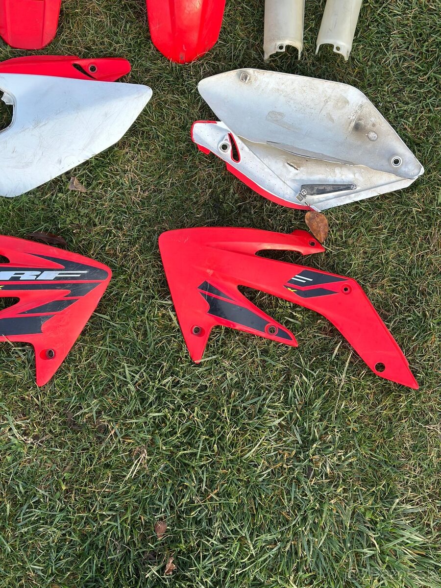 Plasty na Honda CRF - 2