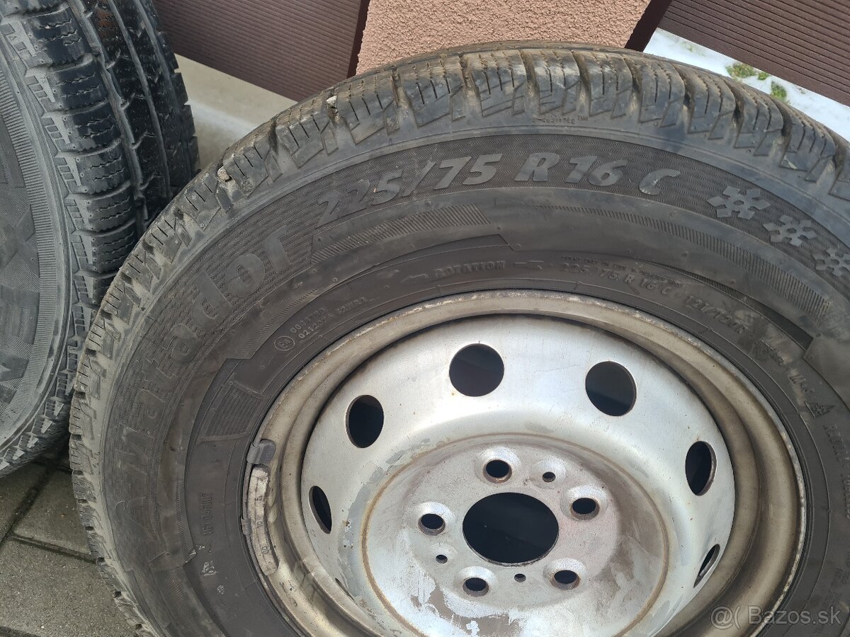 225/75 R16 C zimne - 2