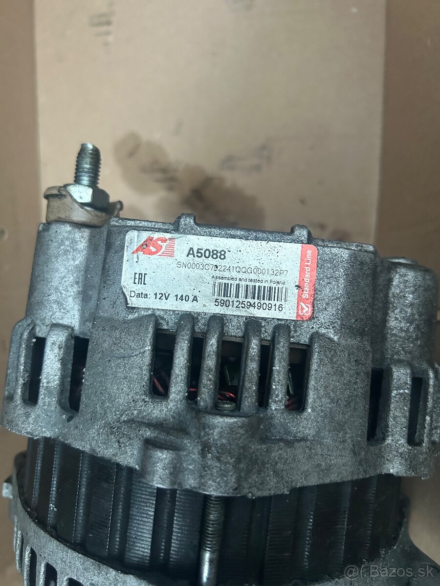 Predám alternátor na Pajero V80 - 2