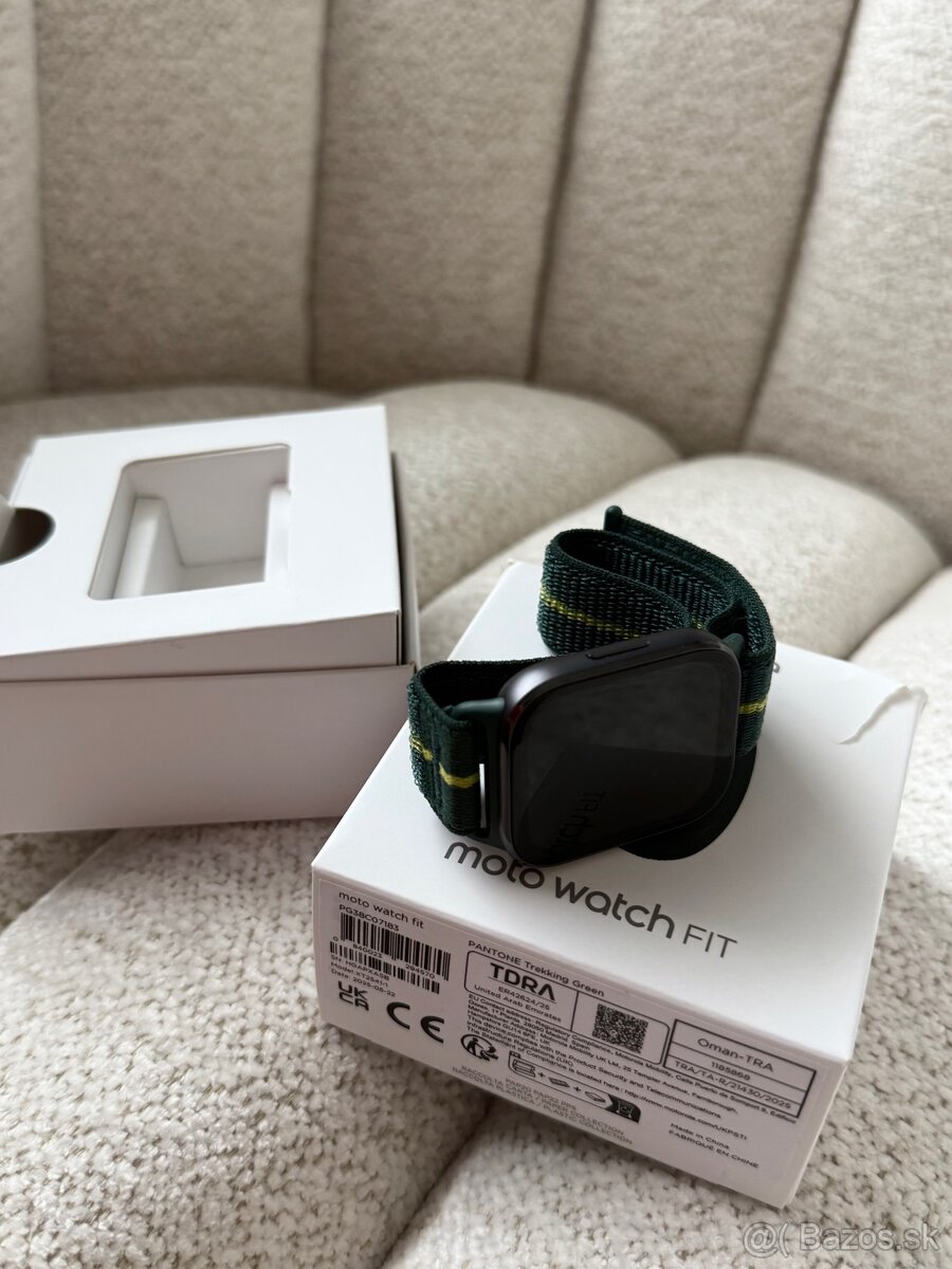 MOTOROLA MOTO WATCH FIT - 2