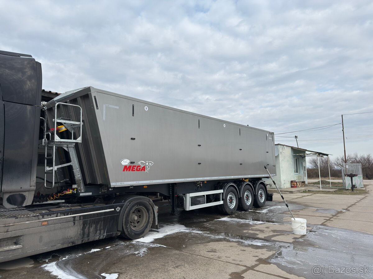 Predam sklapaci naves Mega - 2