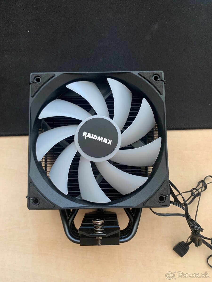 RaidMAX Digital chladič - 2