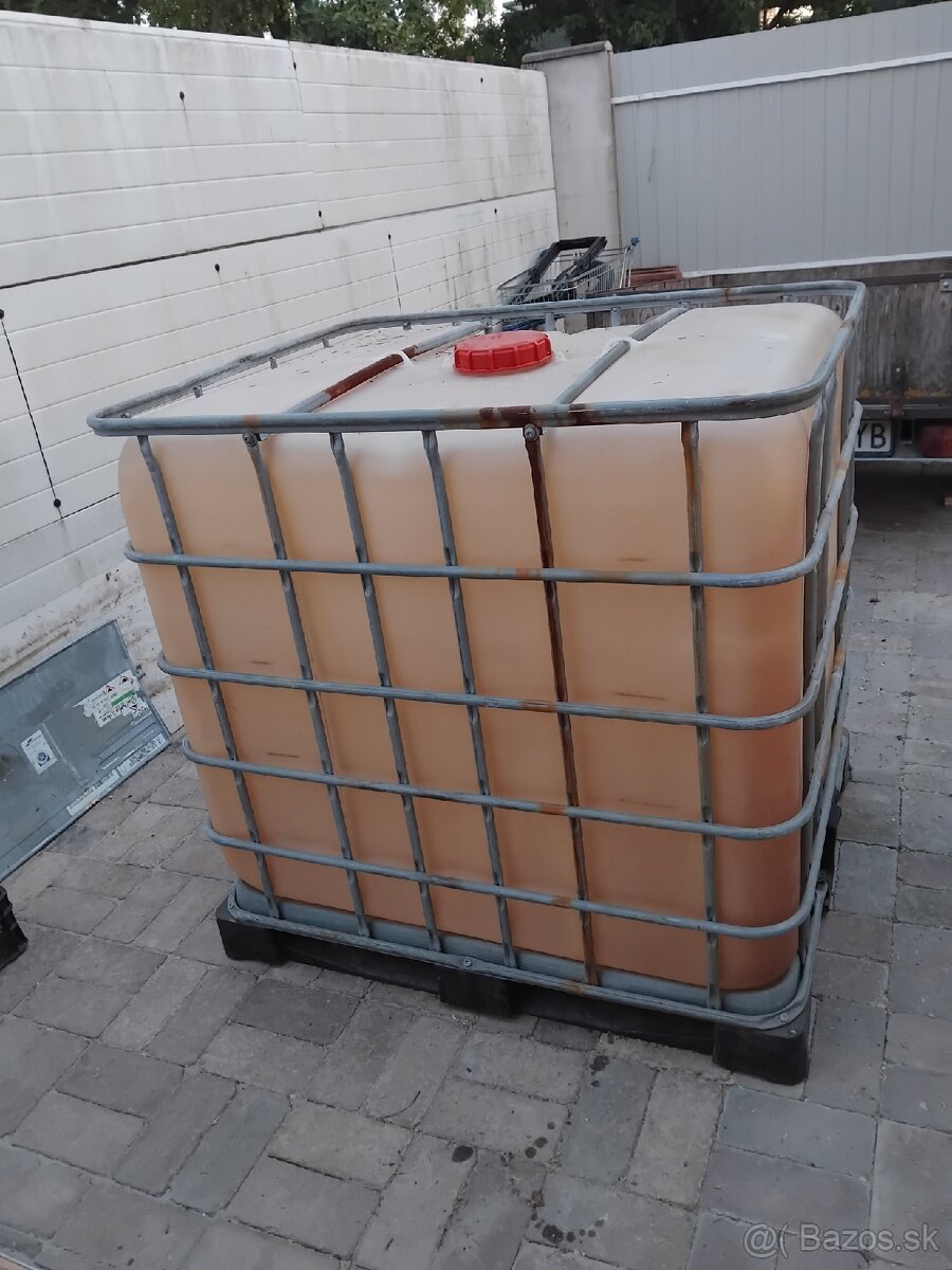 IBC nádrž 1000 L - 2