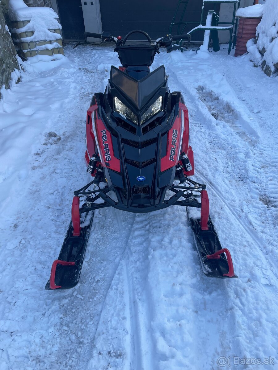 Polaris Pro Rmk 850 Axys 155” Rocky Mountain King