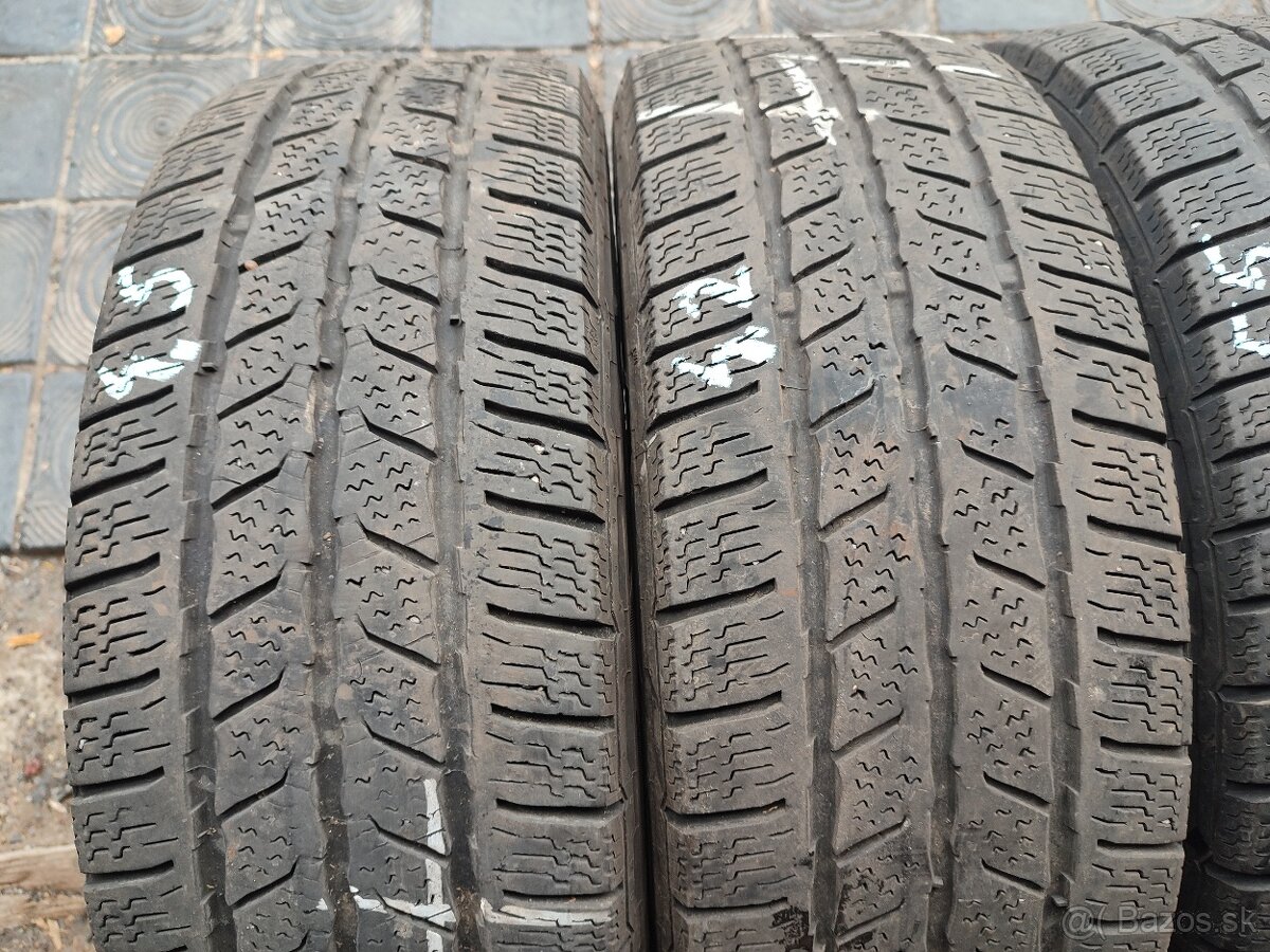 205/65 r16c Continental - 2