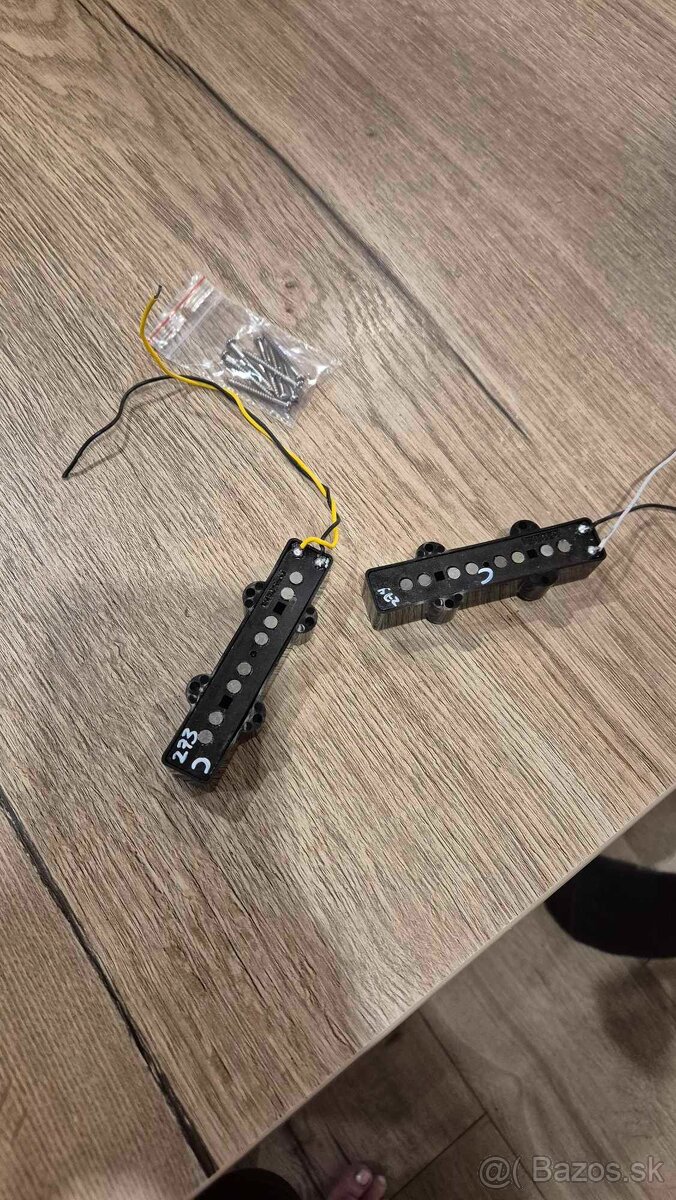 snímače Fender Jazz Bass - 2