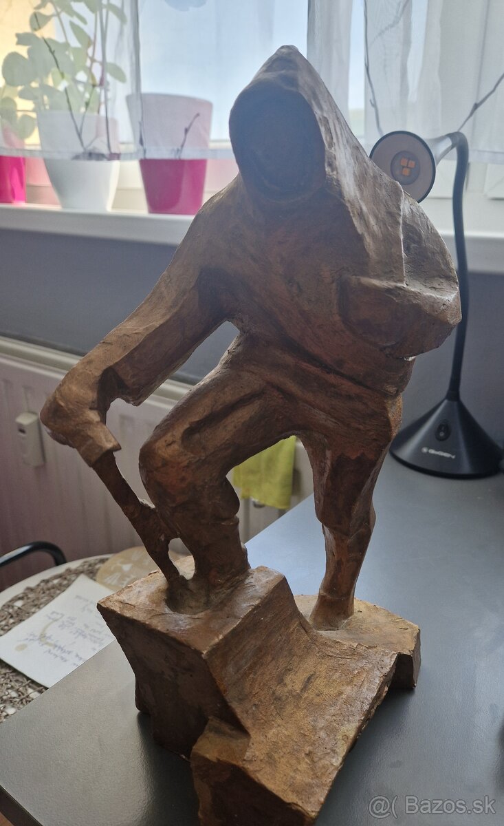 Socha - horolozec - 2