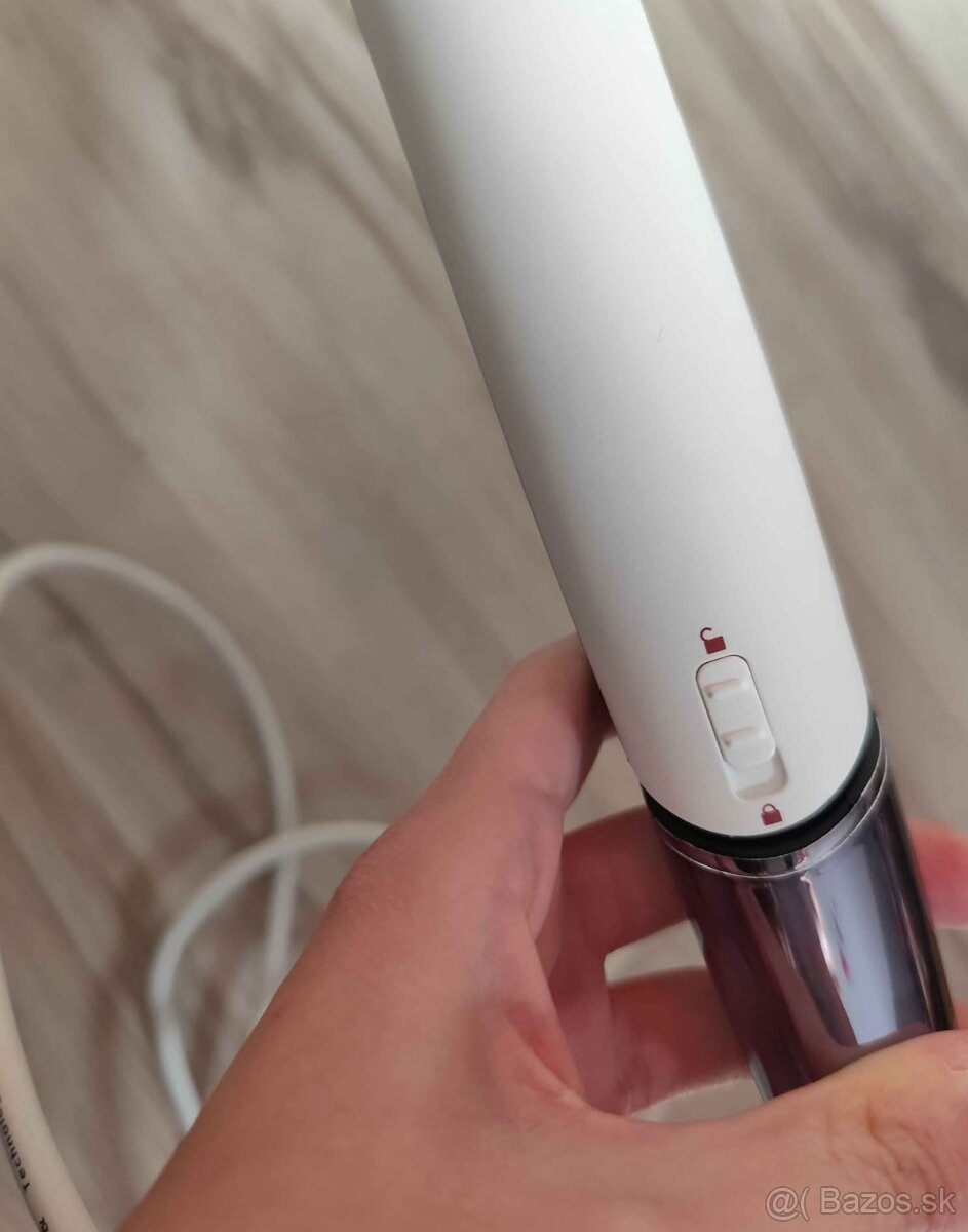 Žehlička na vlasy Rowenta - 2