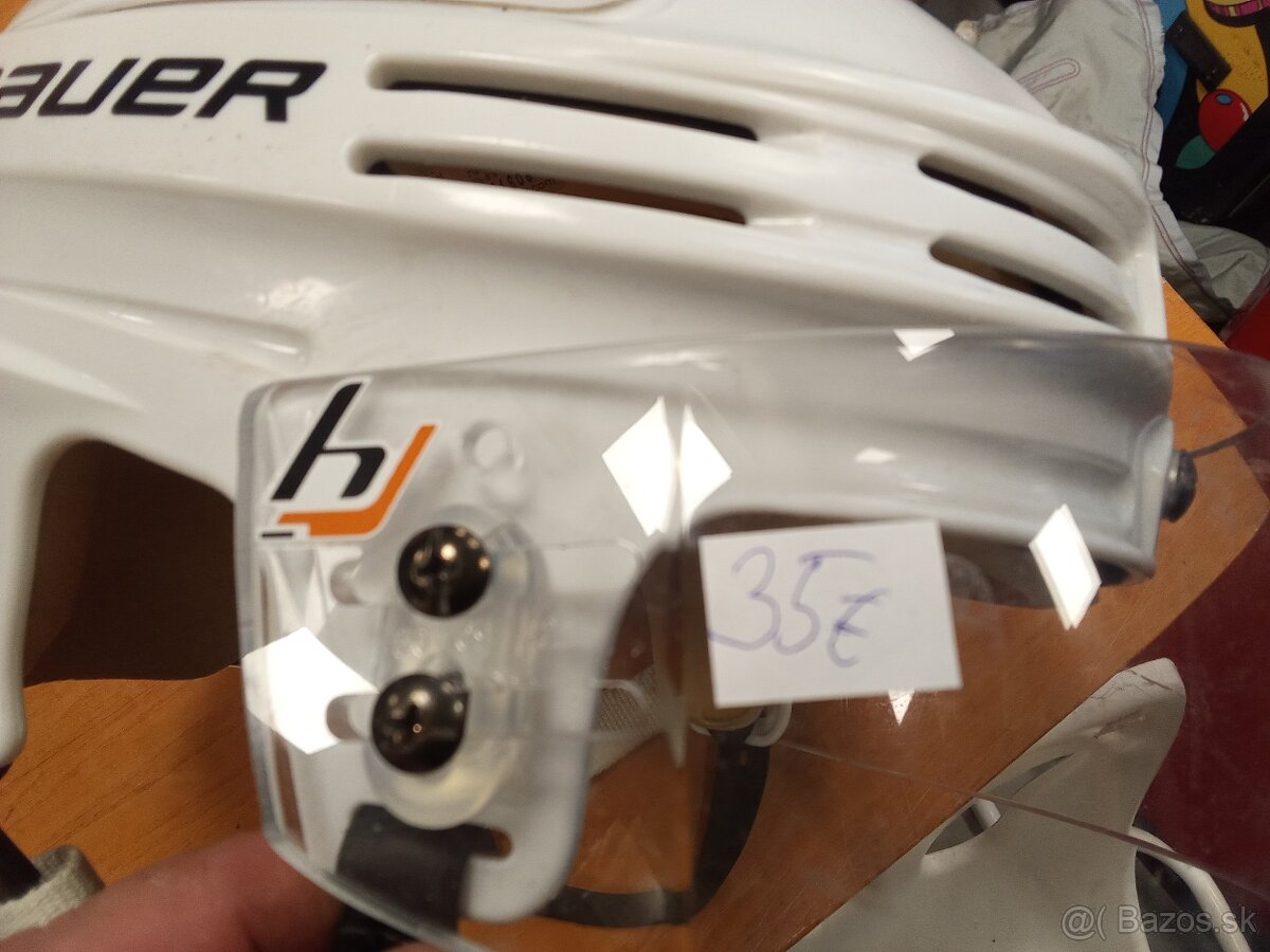 Hokejová prilba - 2