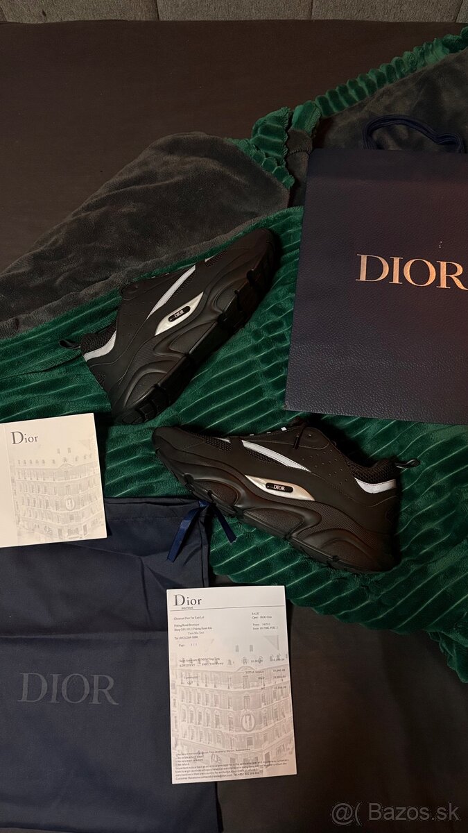 Čierne dior b22 - 2