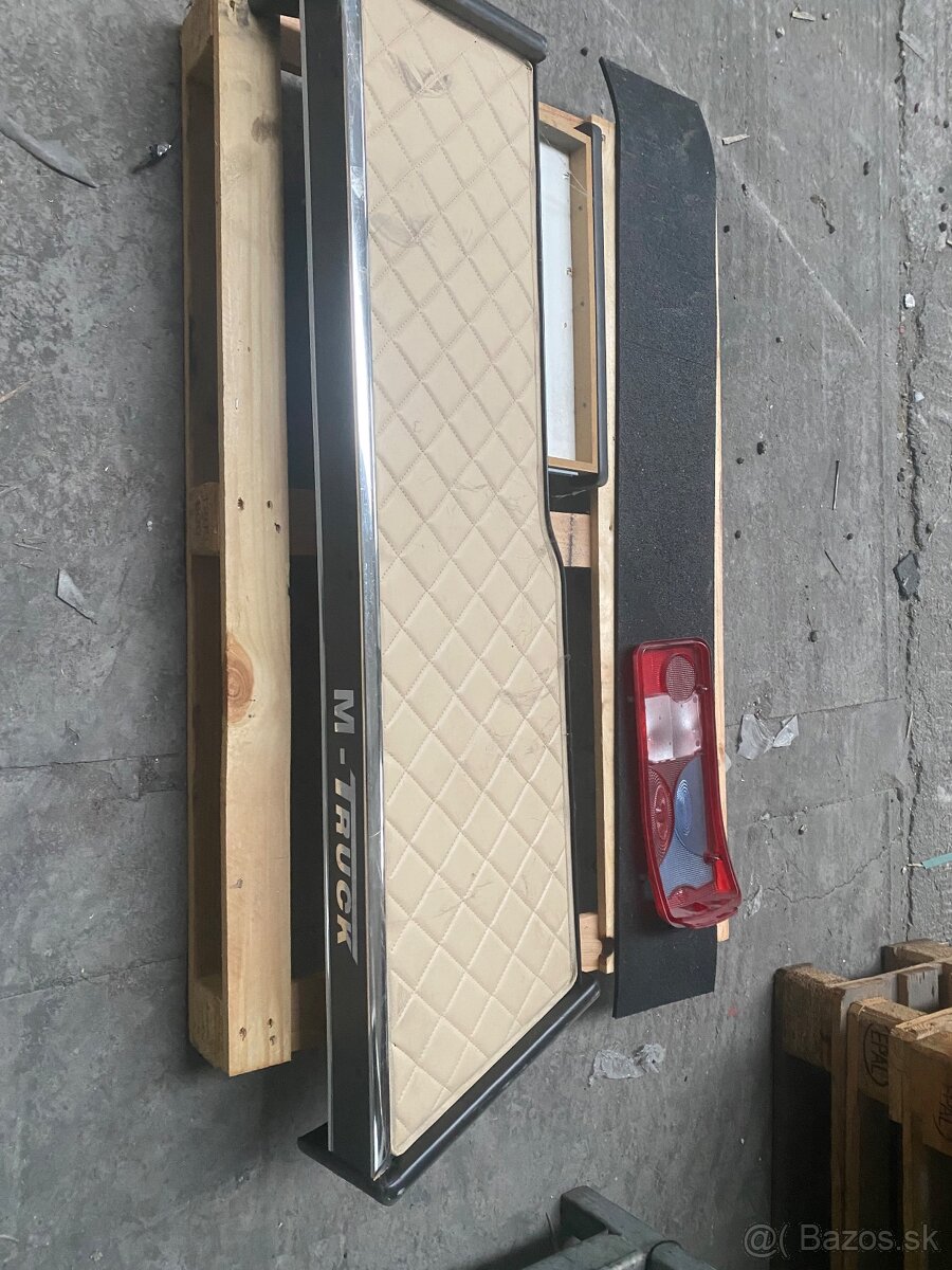 M-truck odkladací stolik - 2