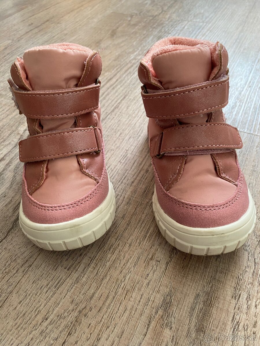 Prechodné dievčenské tenisky veľ. 22 - 2