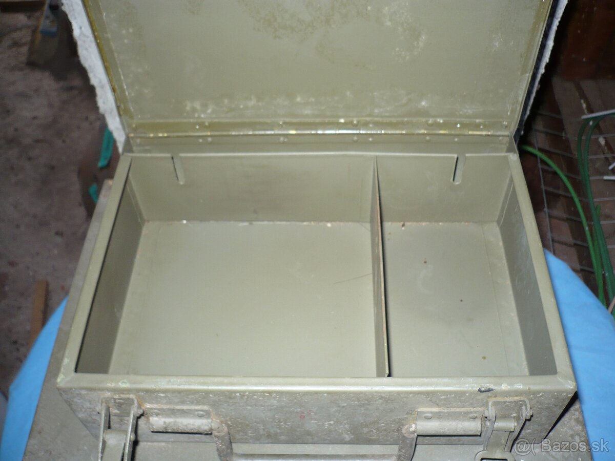 Vojenské kovové bednicky - 2