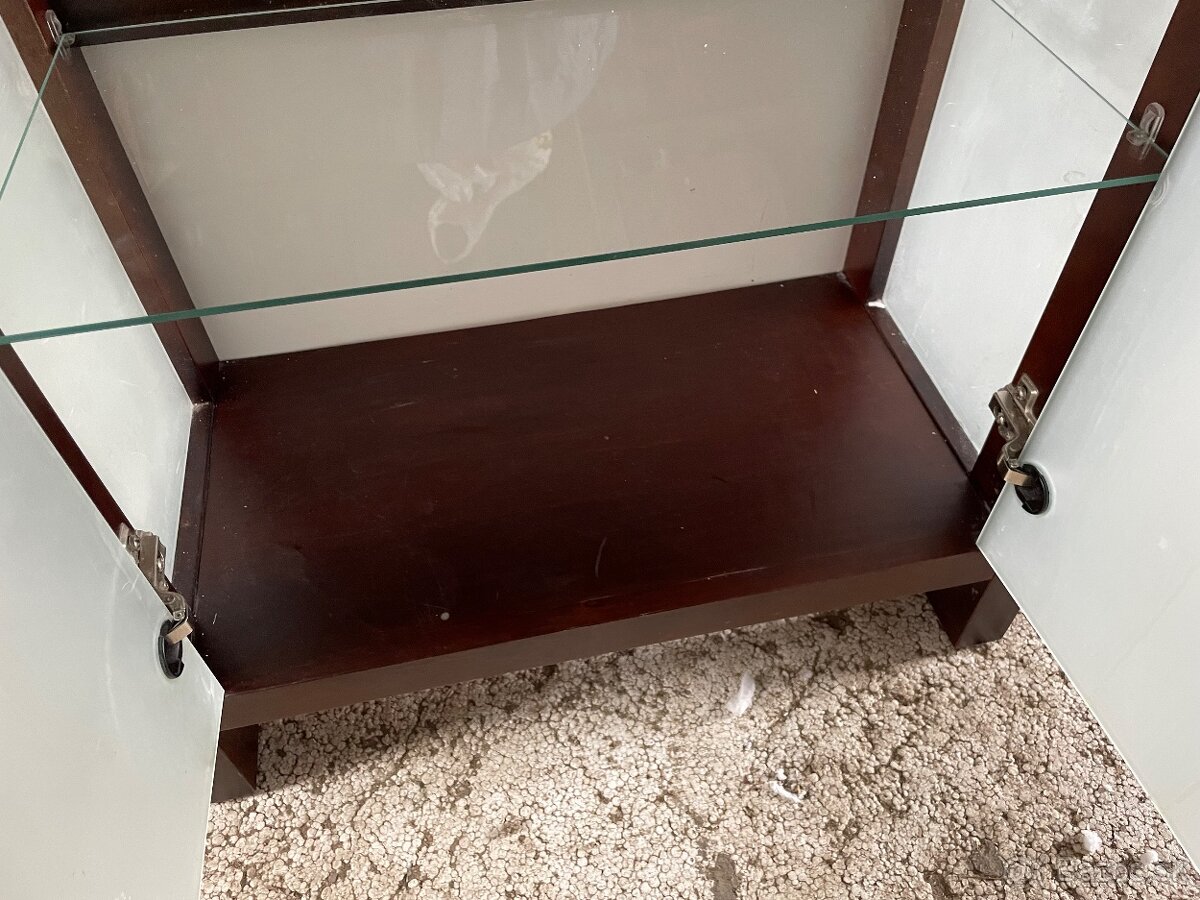 Skrinka pod umývadlo - 2