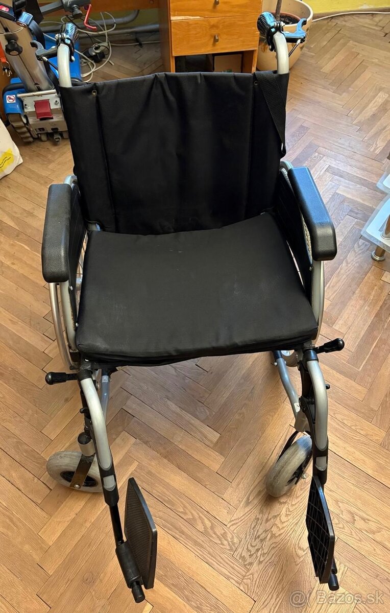Predám invalidný vozík - 2