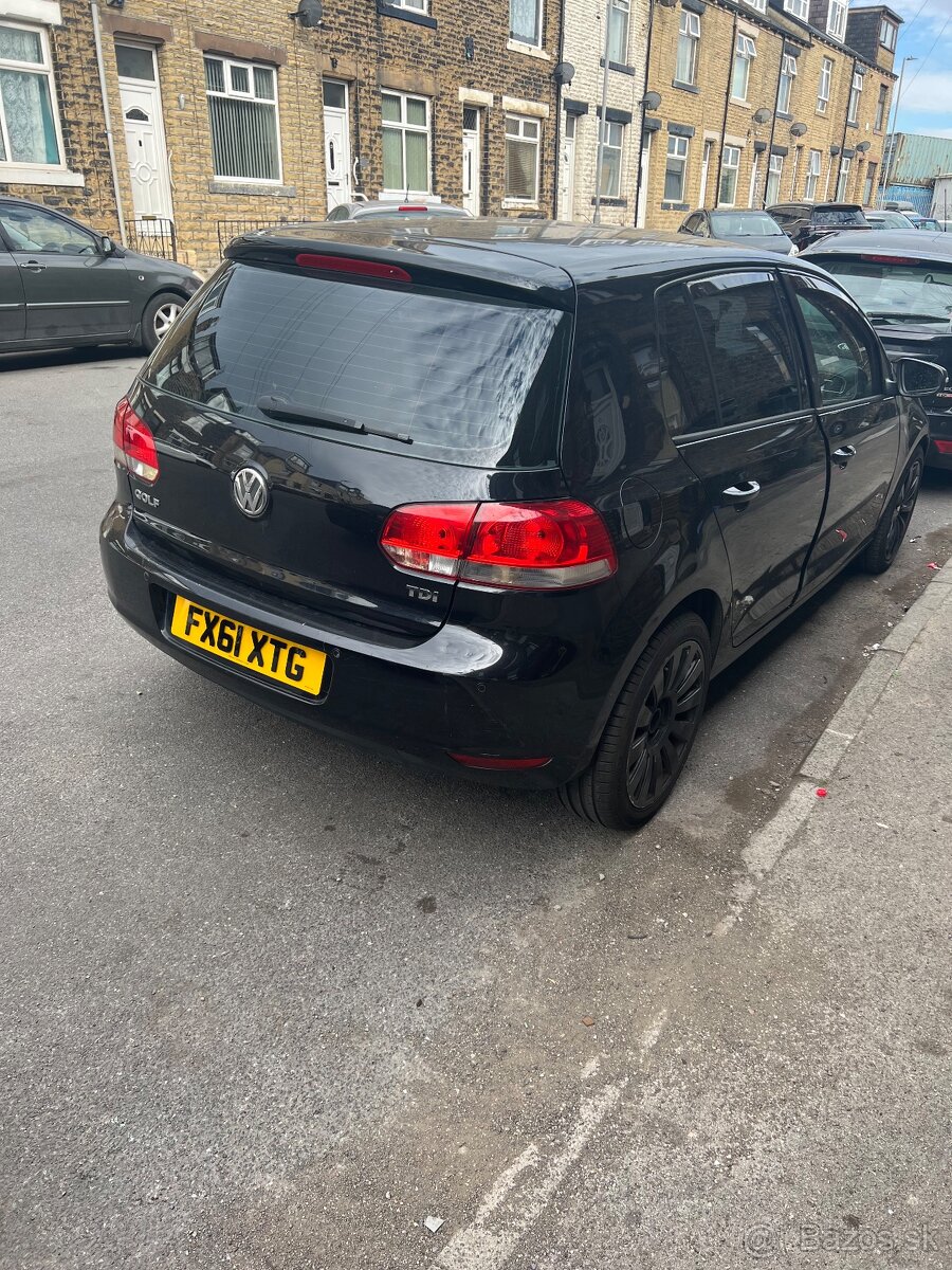 Golf 6 - 2