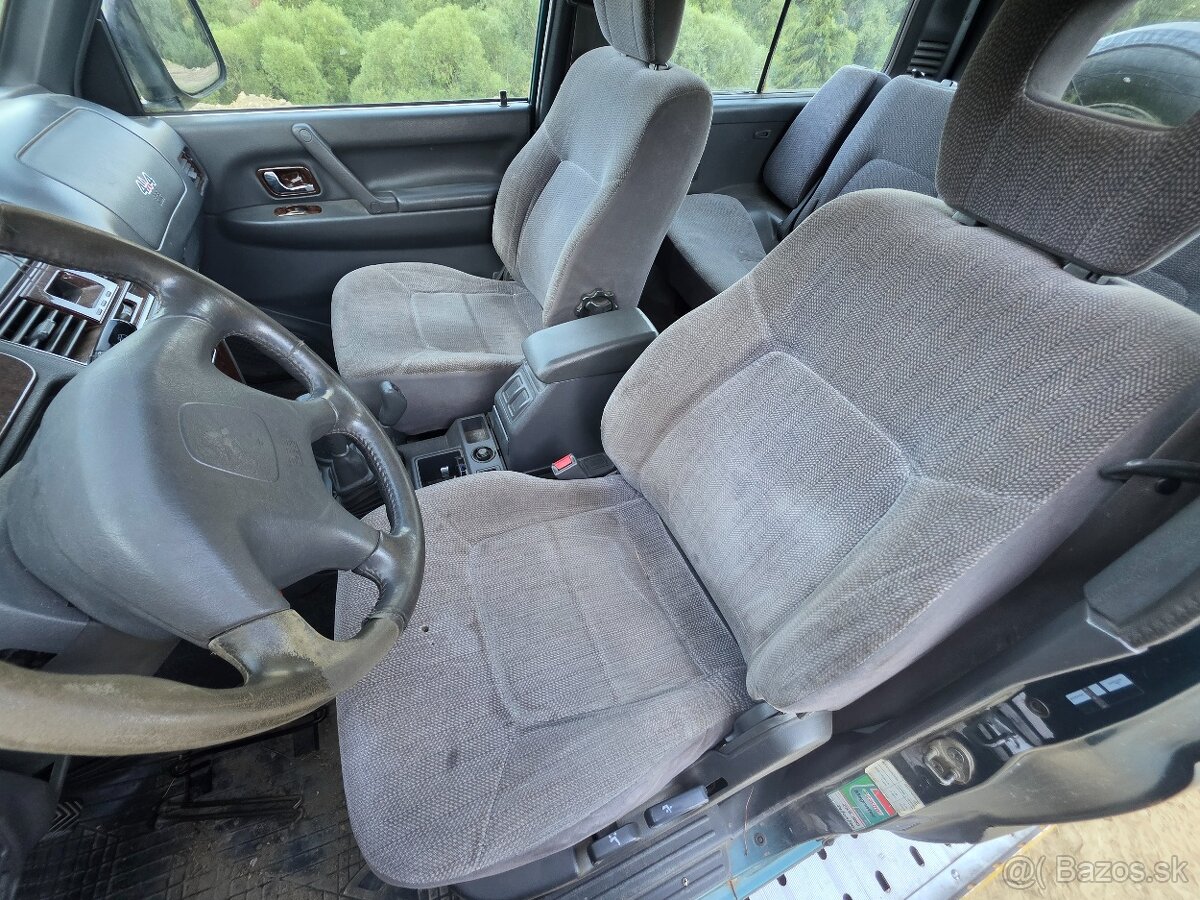 Diely Mitsubishi Pajero 3.5 V6 - 2
