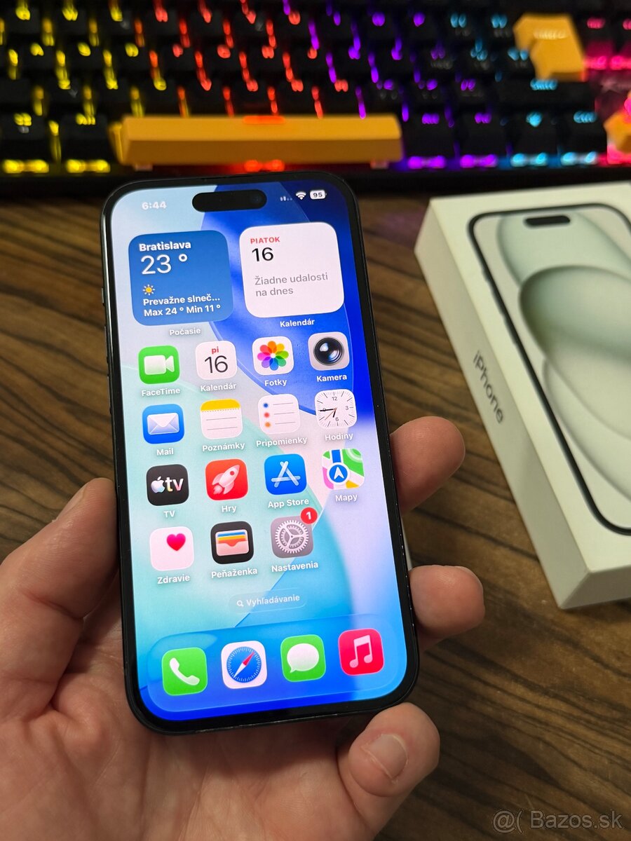iPhone 15 256gb - 2