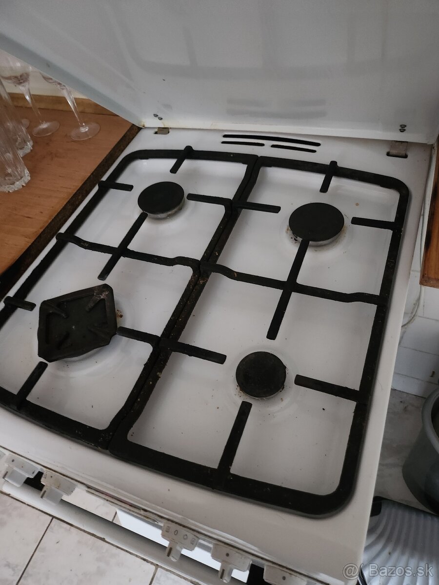 Plynovy sporak s rurou - 2