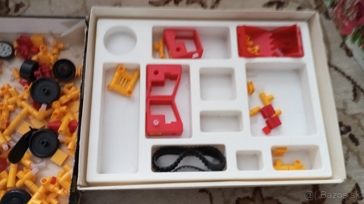 Stará stavebnica. - 2