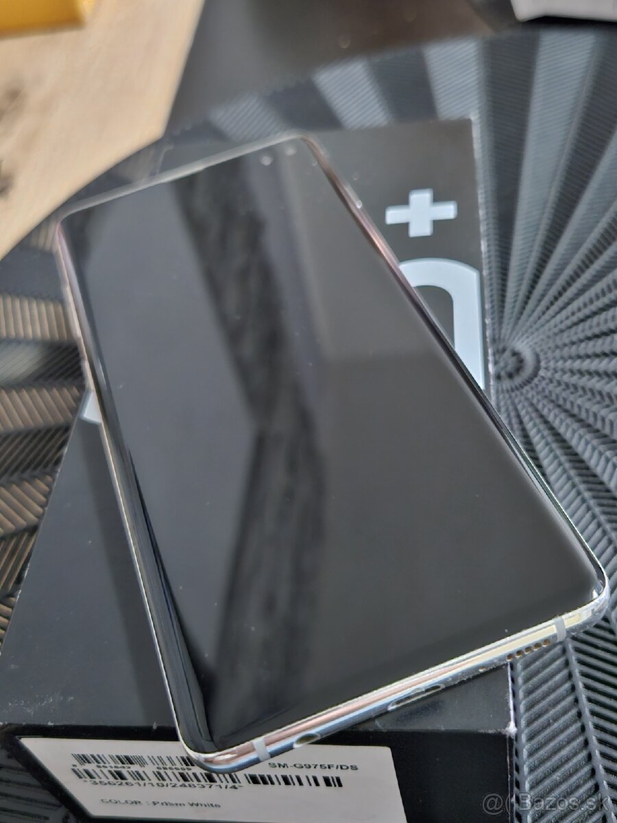 Predám Galaxy S10+ - 2