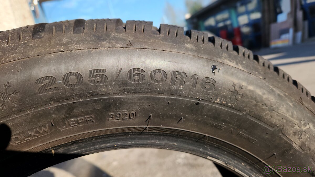 Predam 2ks 205/60r16 zimne - 2