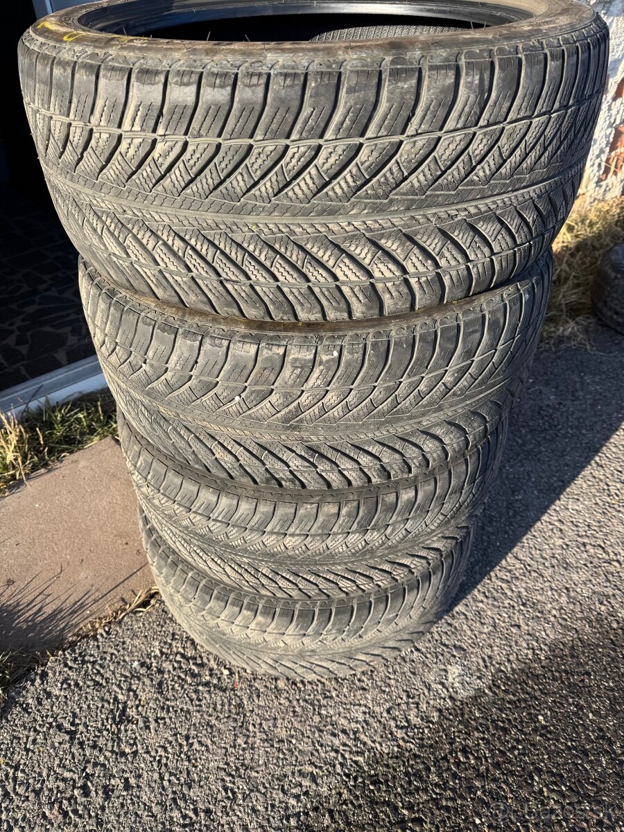 Pneumatiky Good year M+S 245/45R19 102V - 2