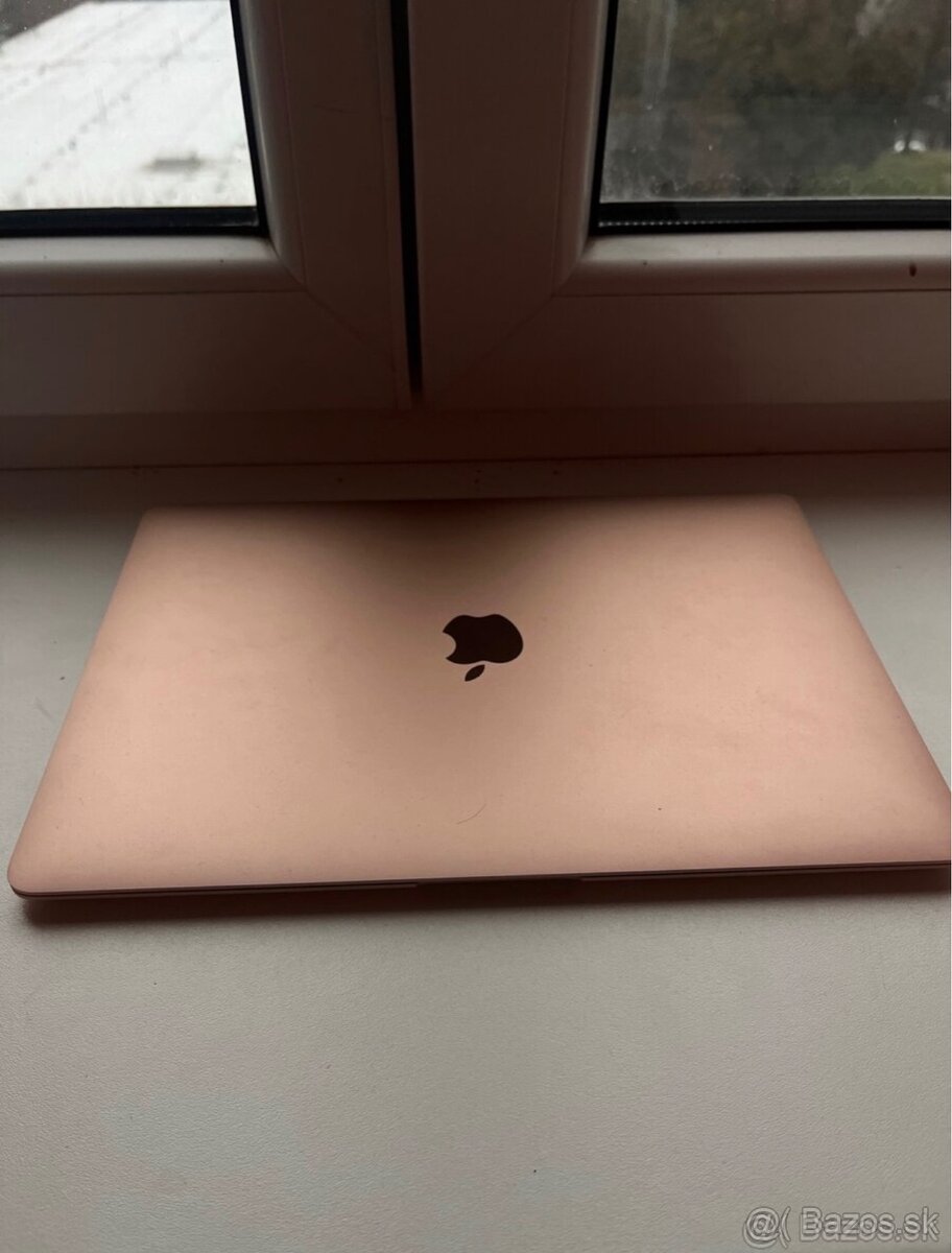 Predám MacBook Air 13 256 - 2