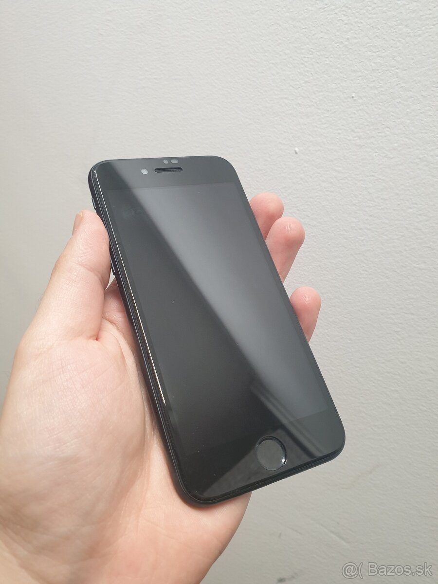 Apple iPhone SE 2022 3rd gen 64gb - 2