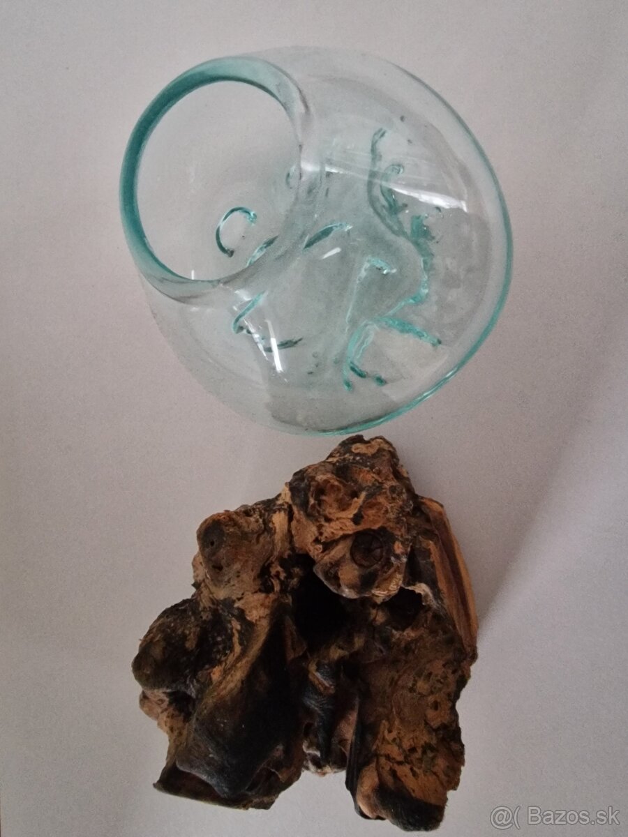 Sklenená misa na koreni dreva - 2