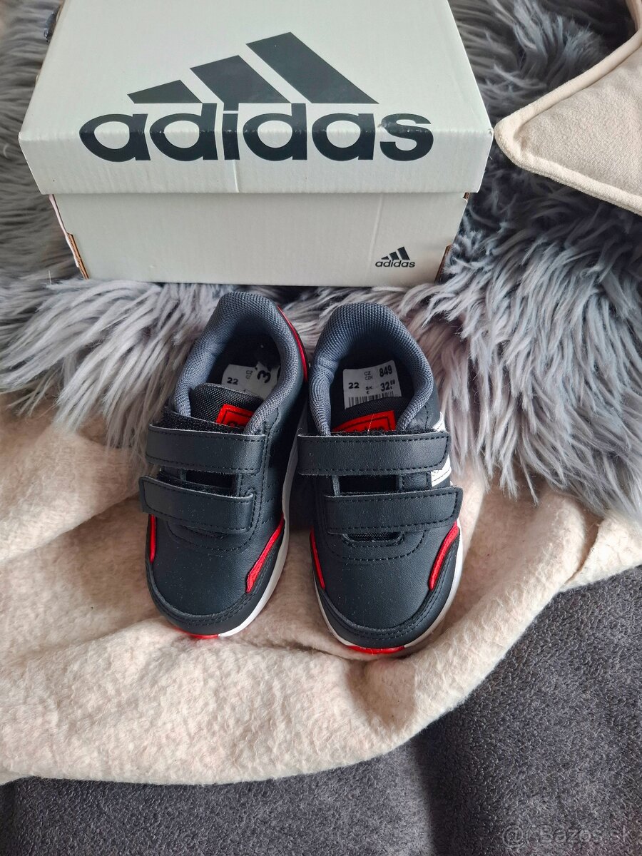 Nenosené tenisky, botasky Adidas c.22 - 2