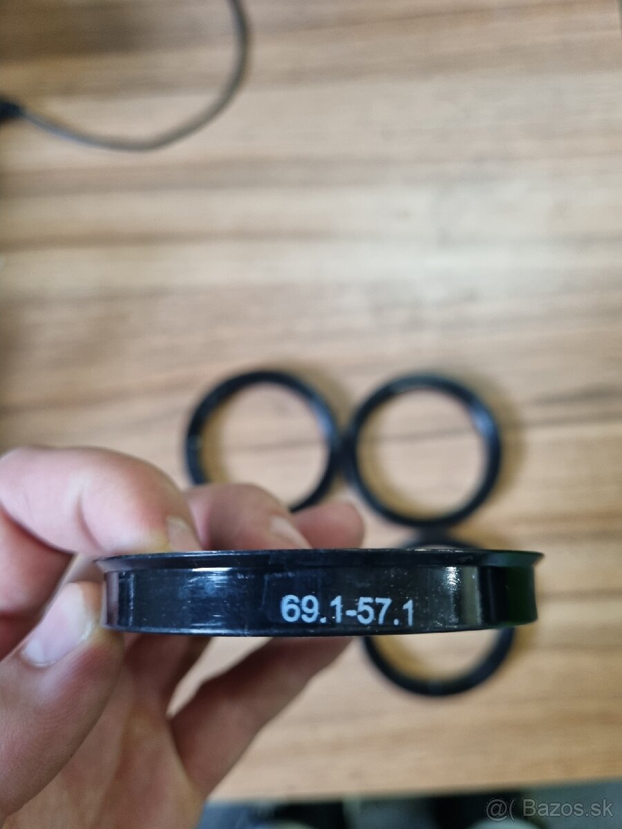 Vymedzovacie kruzky 69.1 - 57.1 - 2