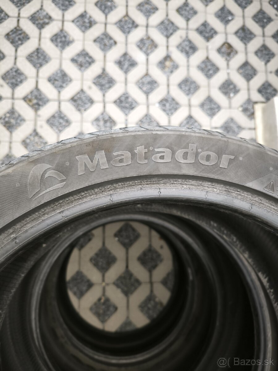 Pneumatiky Matador 235/40 R18 - 2