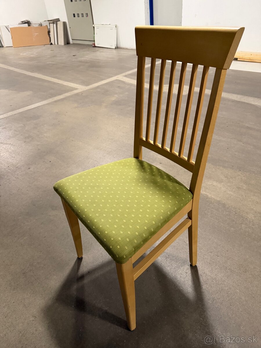 Stolicky drevene - 2