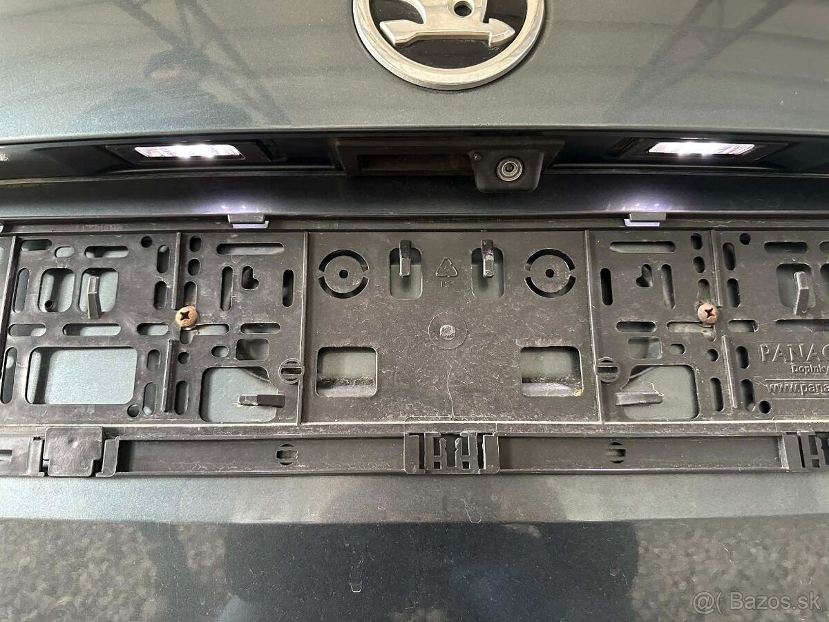 Zadný kufor škoda octavia 3 combi - 2