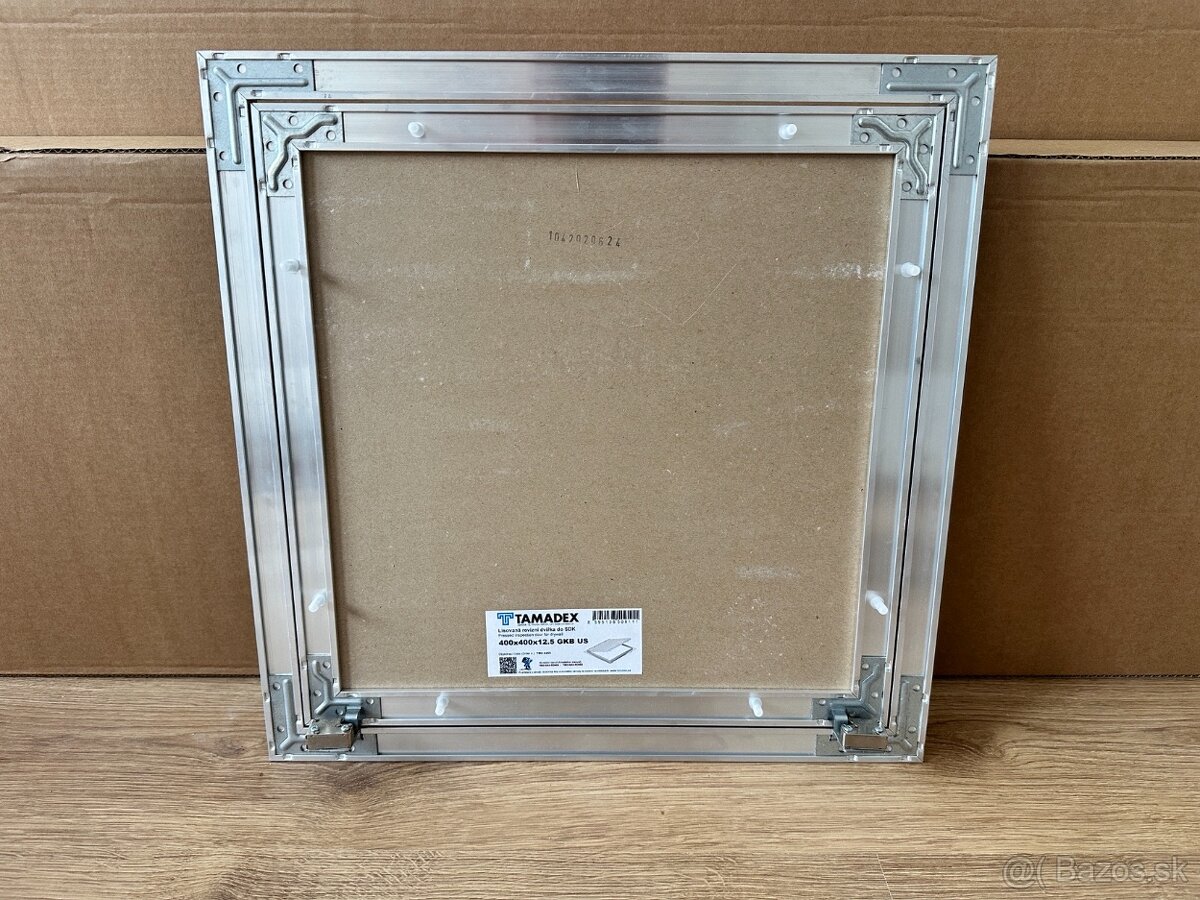 TAMADEX Revízne dvierka 40x40 do sadrokartónu - 2