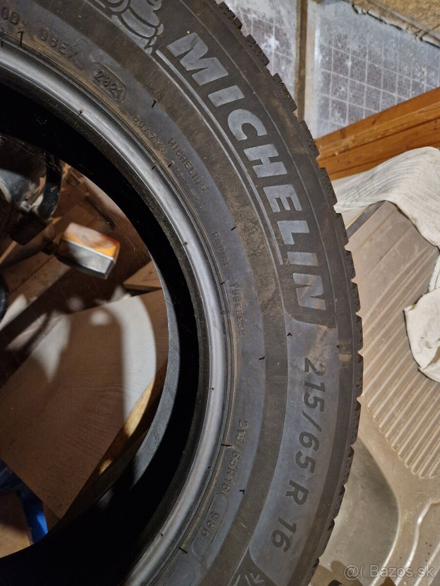 Zimne pneumatiky Michelin 215/65/R16 - 2