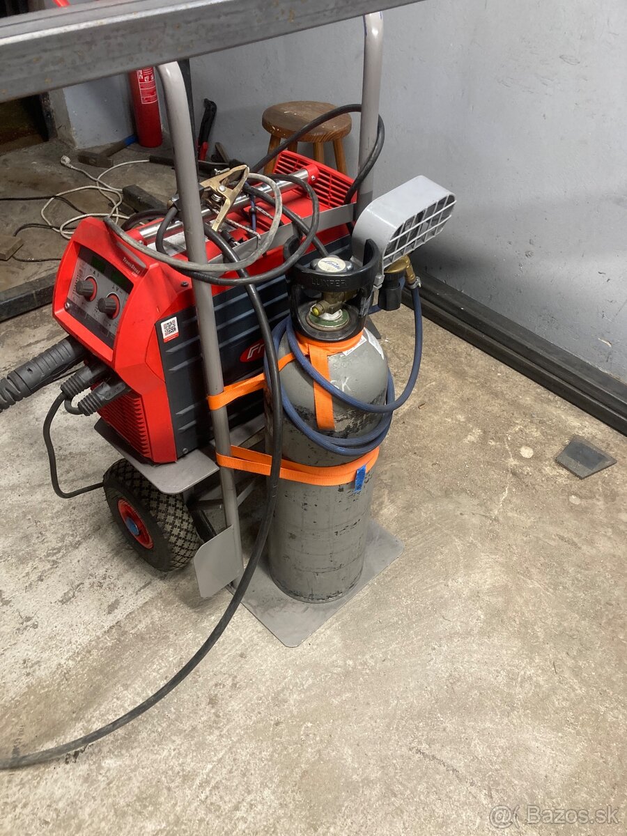 Fronius zvaračka - 2