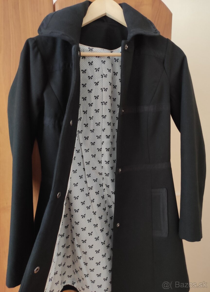 Dámsky ,dievčenský kabátik - 2