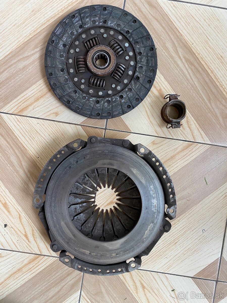 Jeep wrangler TJ 4.0 spojka - 2