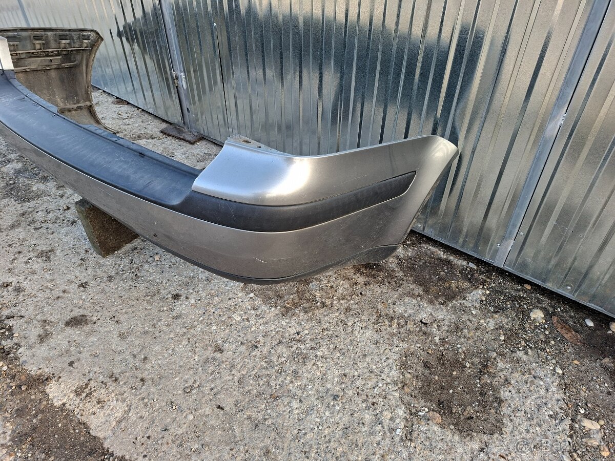 Golf 4 variant zadny naraznik - 2