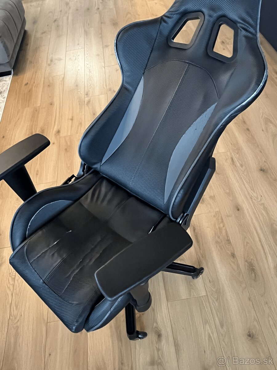 Predam stolicku DxRacer Formula - 2