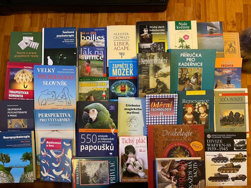 Oděvní technologie,Kmotr,Herbář,Supertřída,Abych přežila - 2