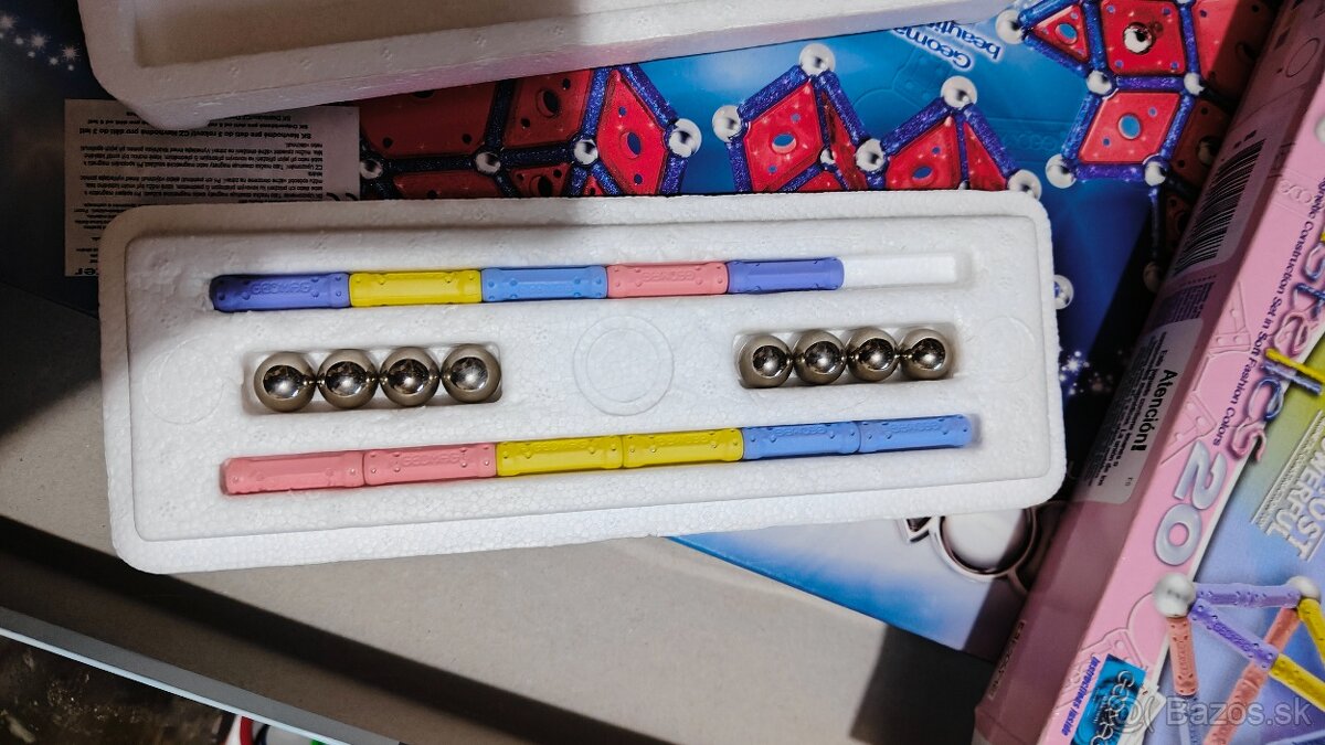 Stavebnica Geomag - 2