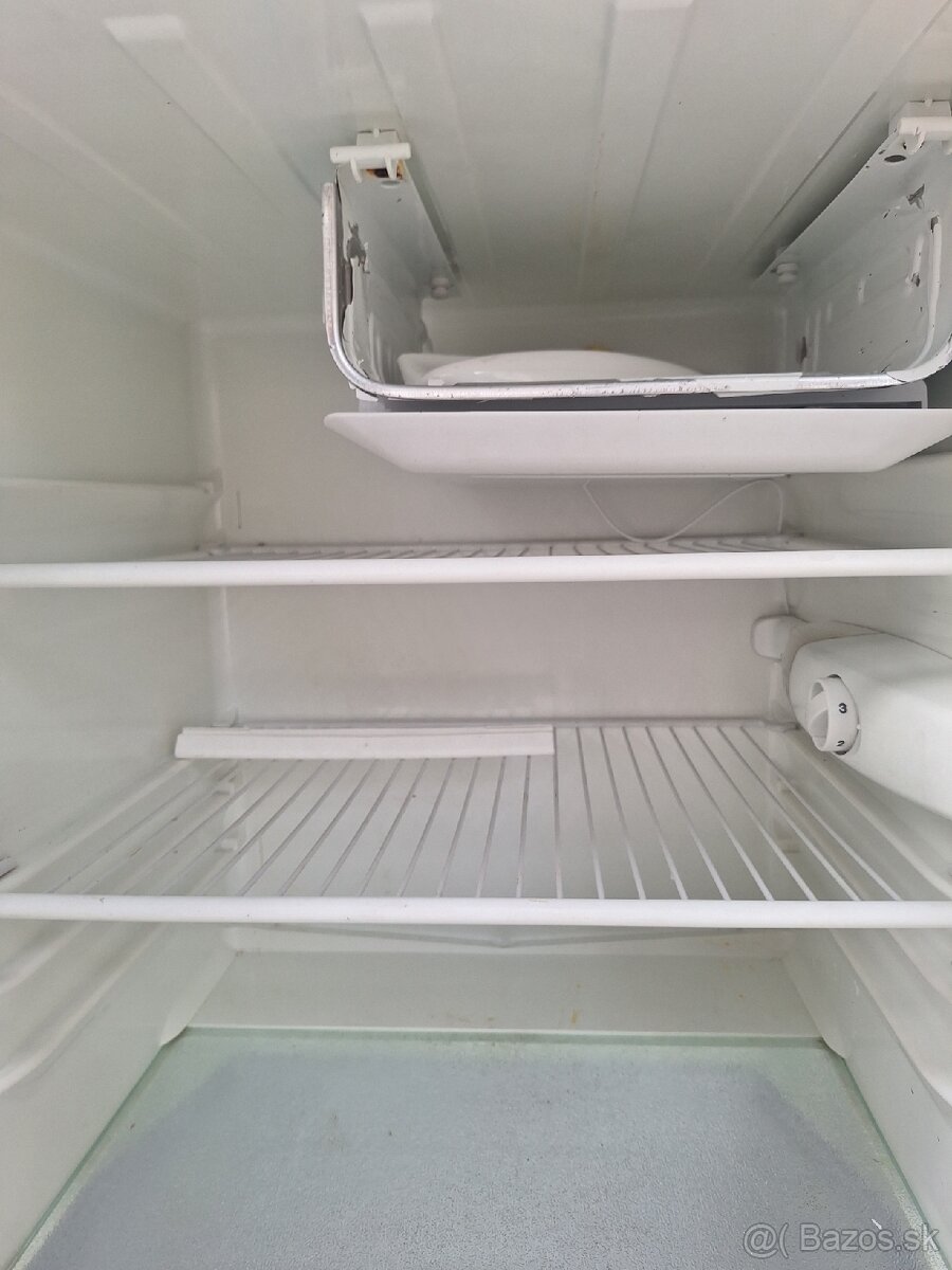 Mala chladnička - 2