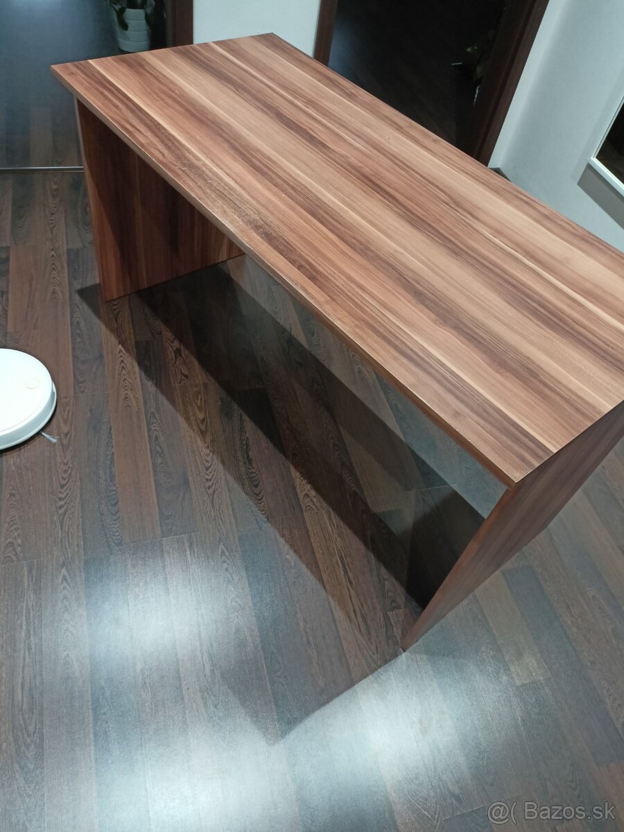 Kancelarsky pisaci stol - 2