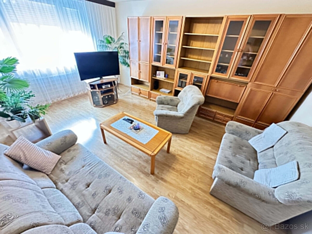 ☎️0918197701 Na predaj kompletne zariadený 3 izbový byt s kl - Widok 2