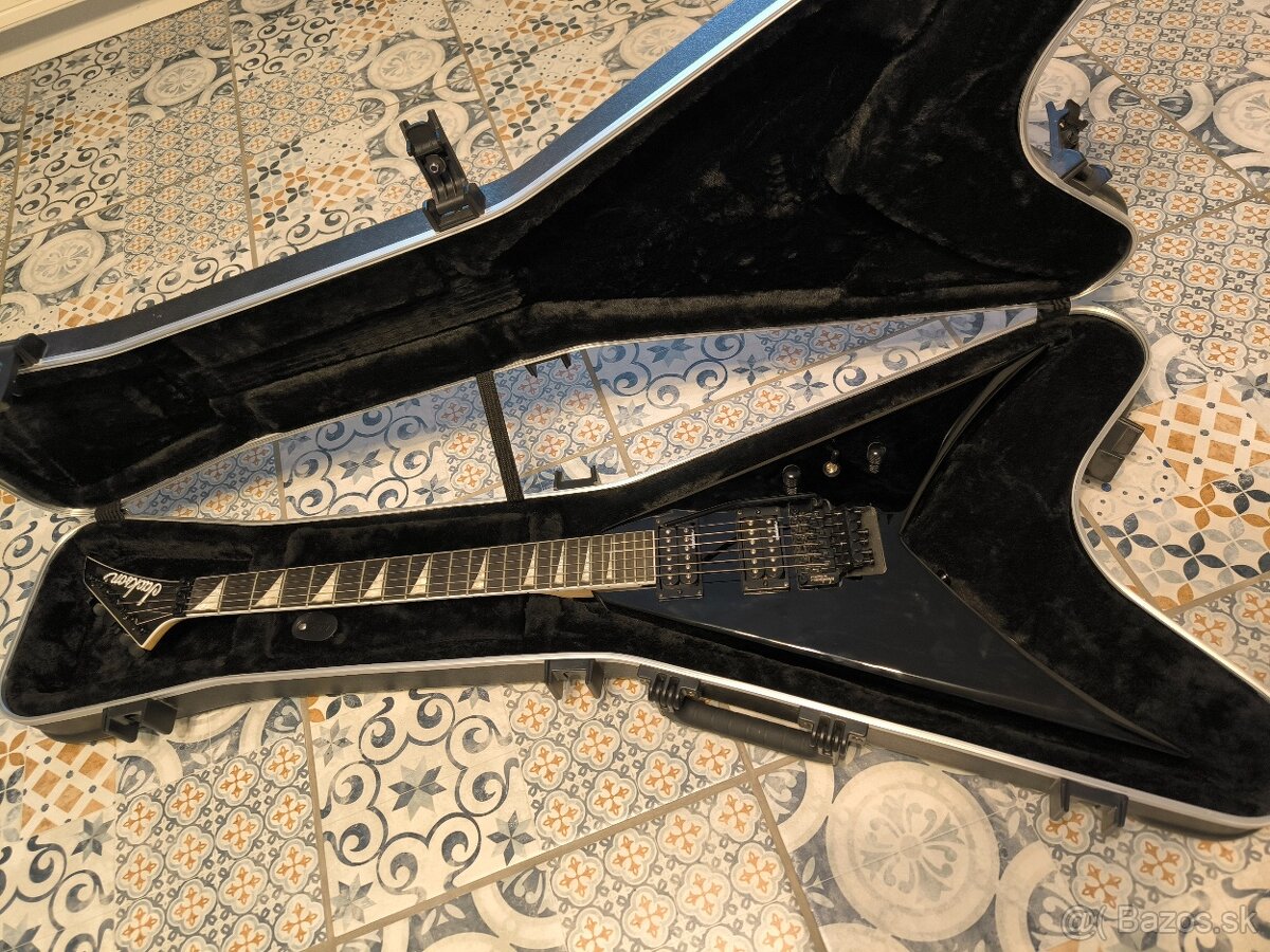 Predám kufor na Jackson king V/ flying V - 2
