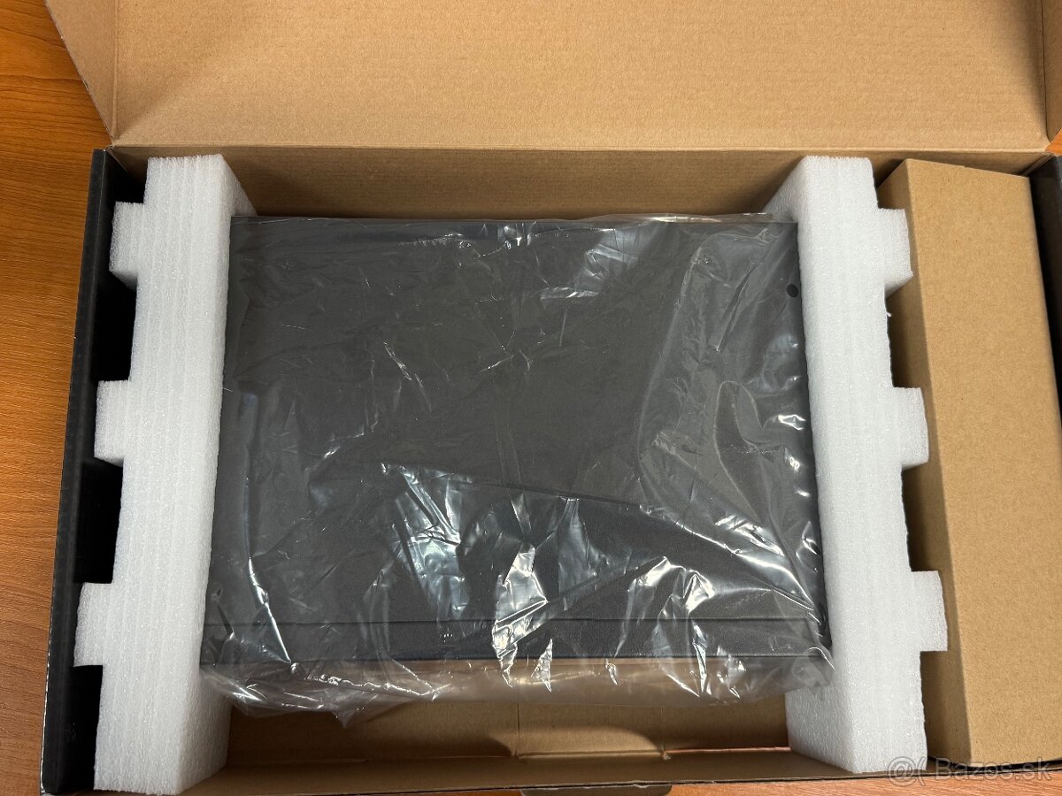 Switch TP-Link TL-SG1008 (TL-SG1008) - 2